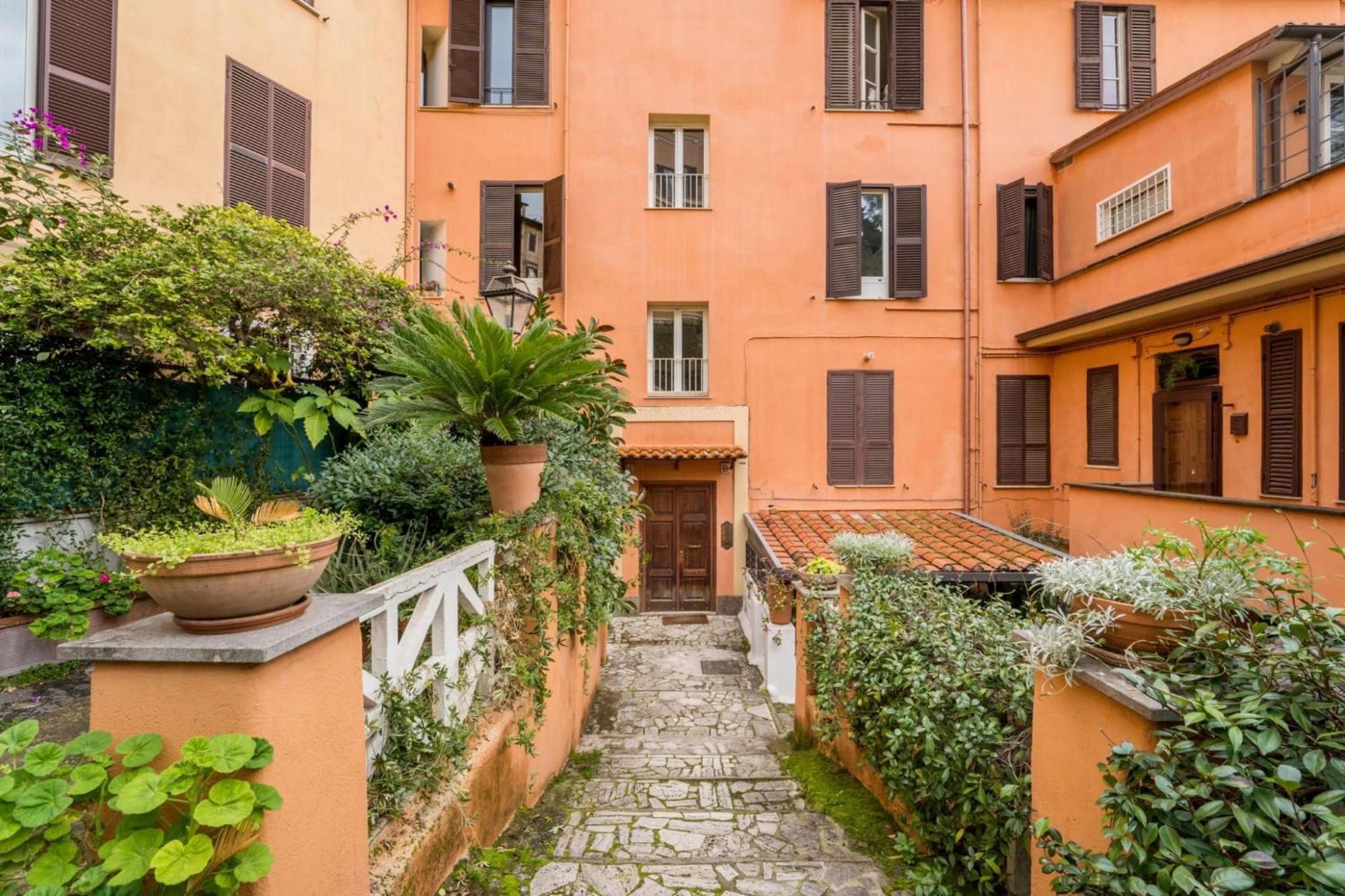 Fl Apartments Il Piccolo Borgo Di Trastevere, Rome