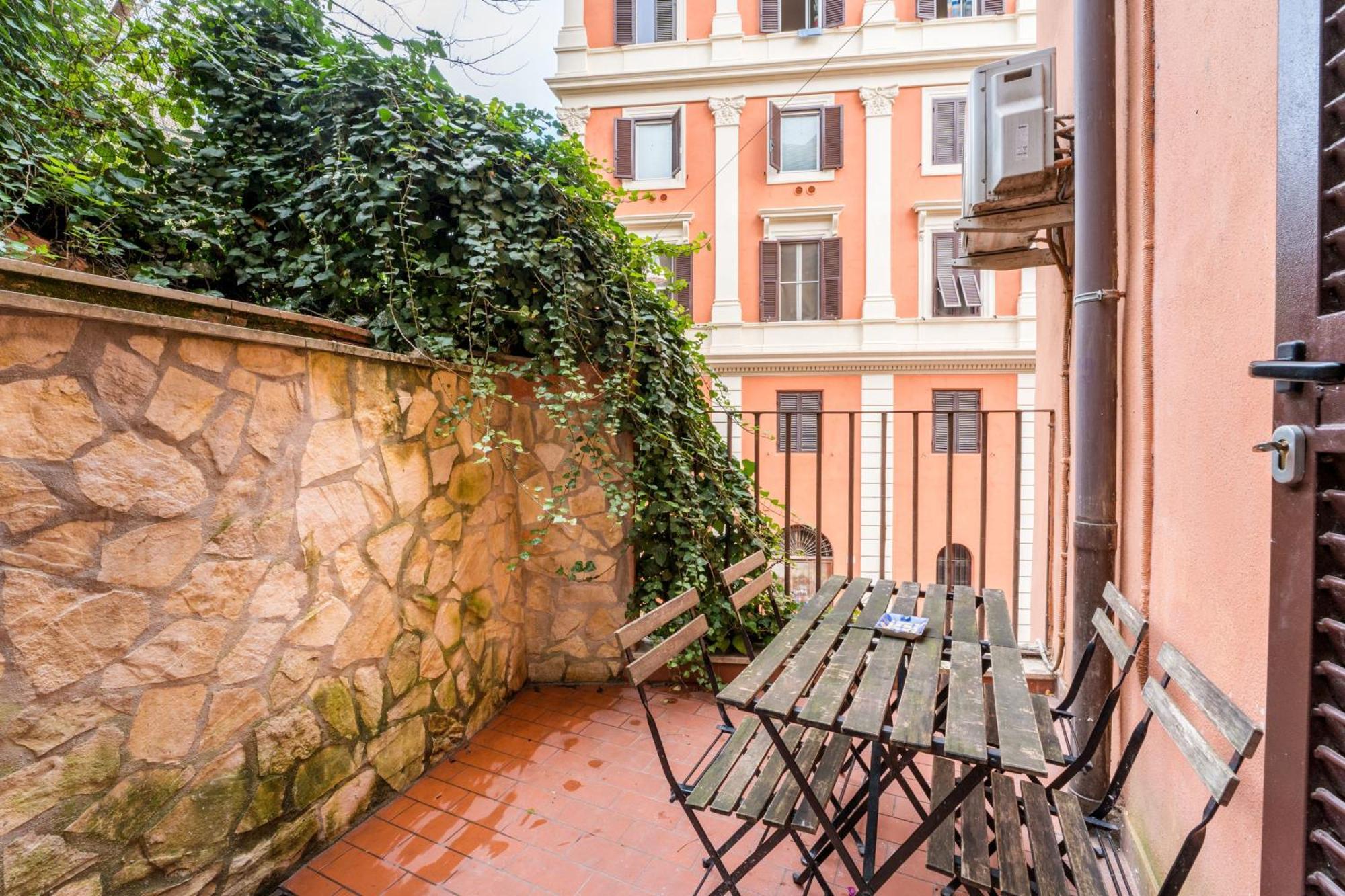 Fl Apartments Il Piccolo Borgo Di Trastevere — Foto 1